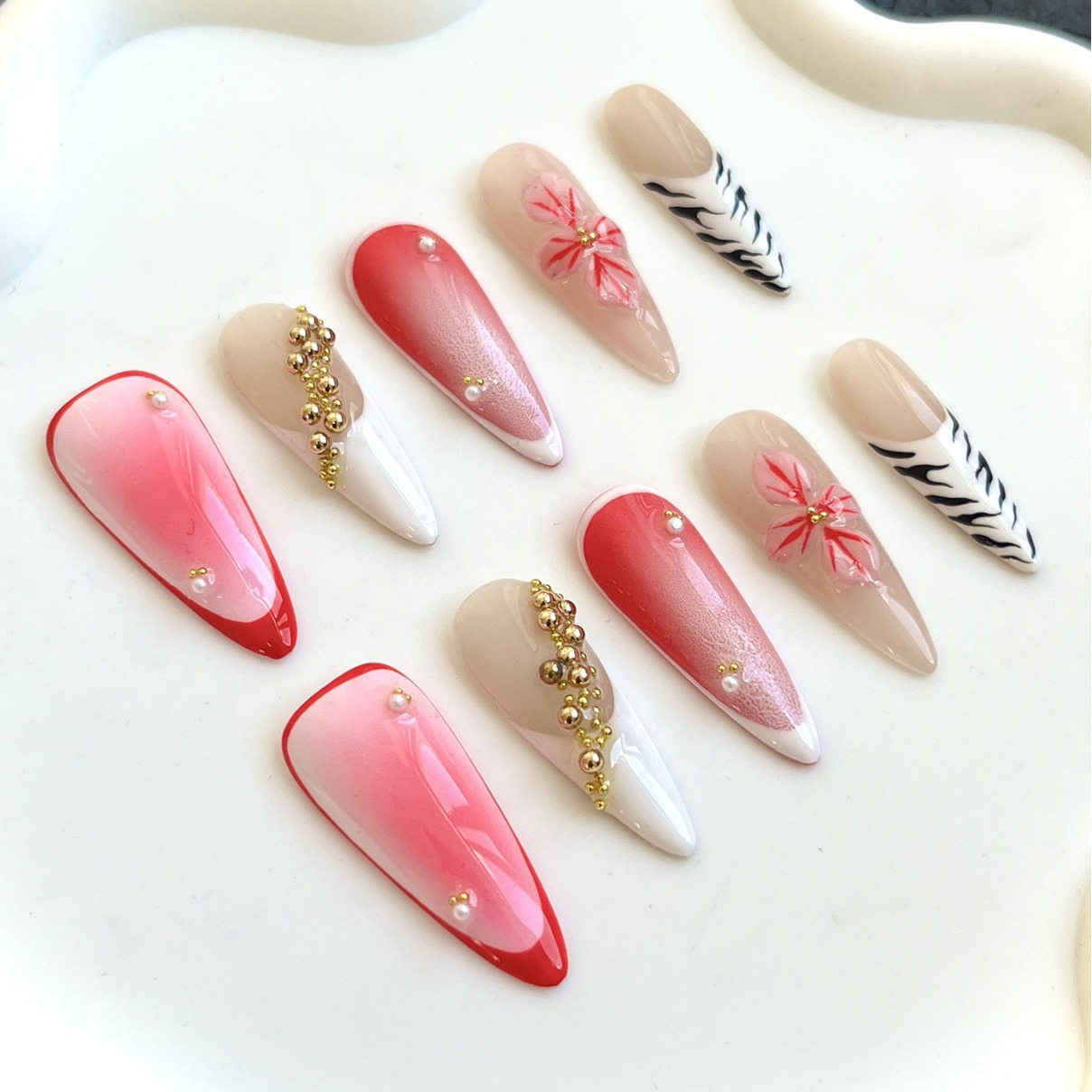 Hand-Painted Handmade Wear Nail