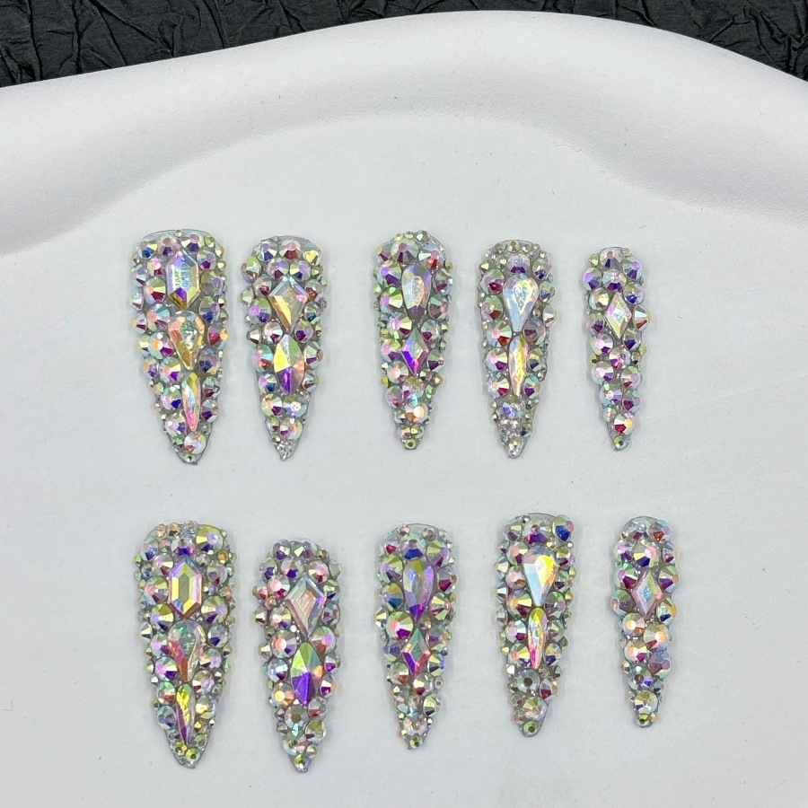 Autocollants pour ongles colorés en forme de diamants