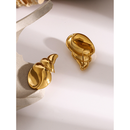 Boucles d'oreilles conques brillantes en trois dimensions