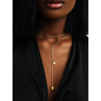 Collier avec pendentif coquillage long