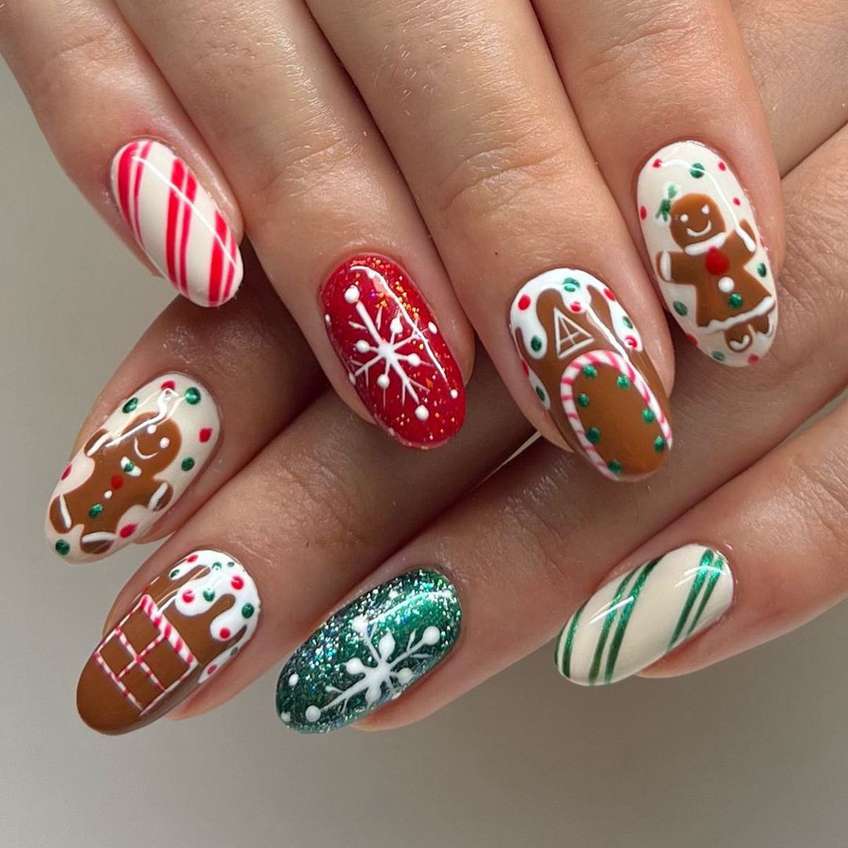 Christmas Series- Christmas Hat- press-on nails-[24 peices extra large pack]