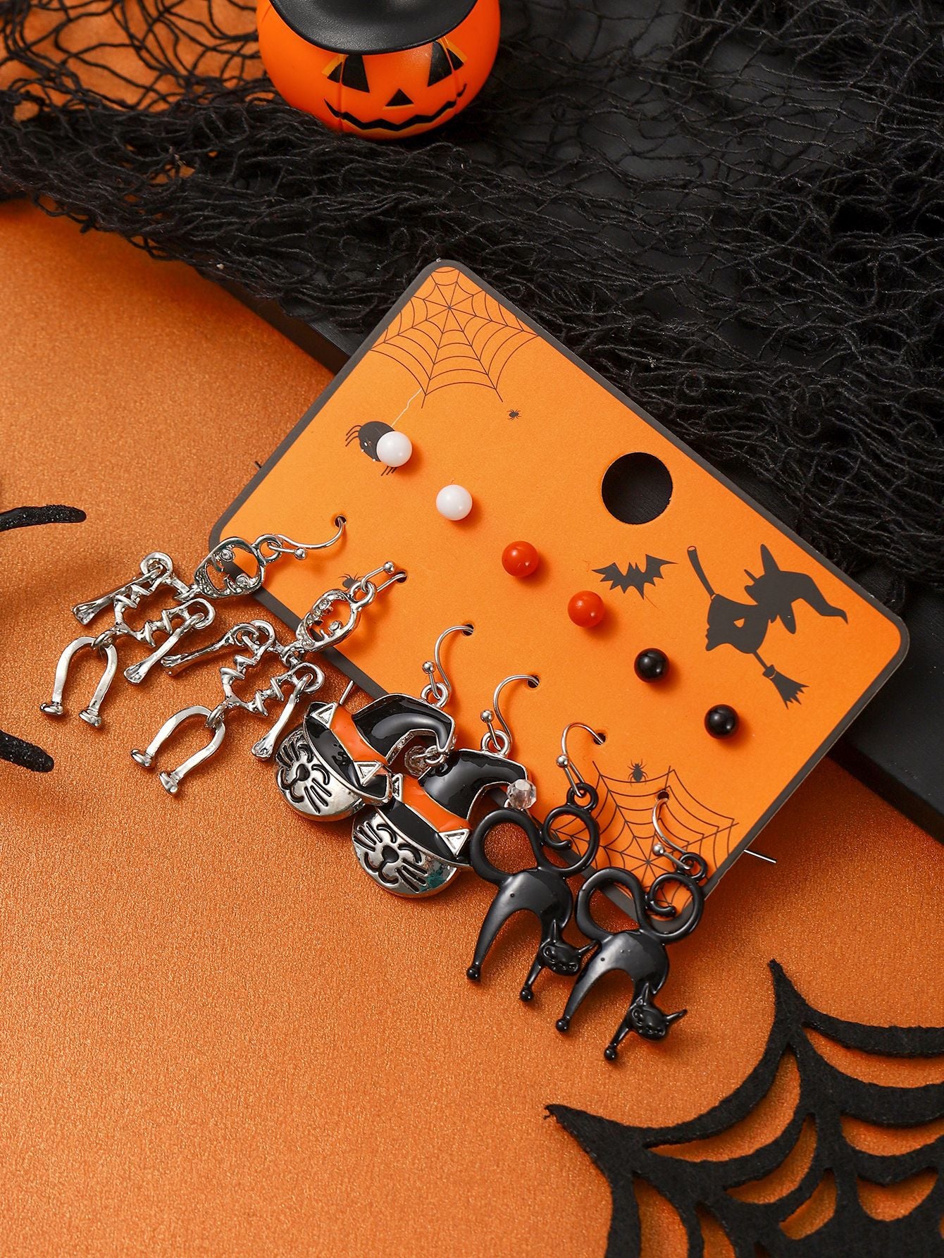 Carte de combinaison de boucles d'oreilles d'Halloween