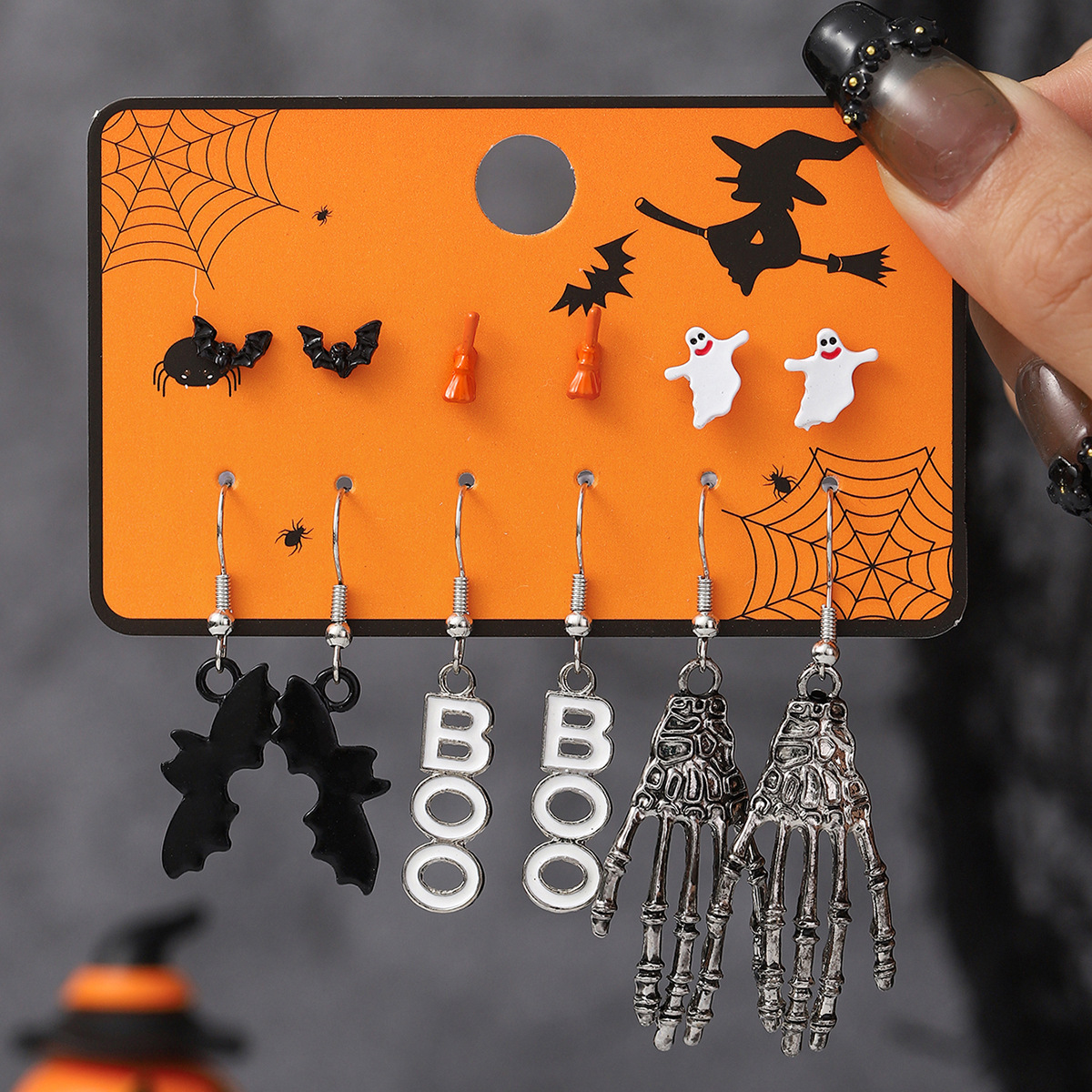 Carte de combinaison de boucles d'oreilles d'Halloween