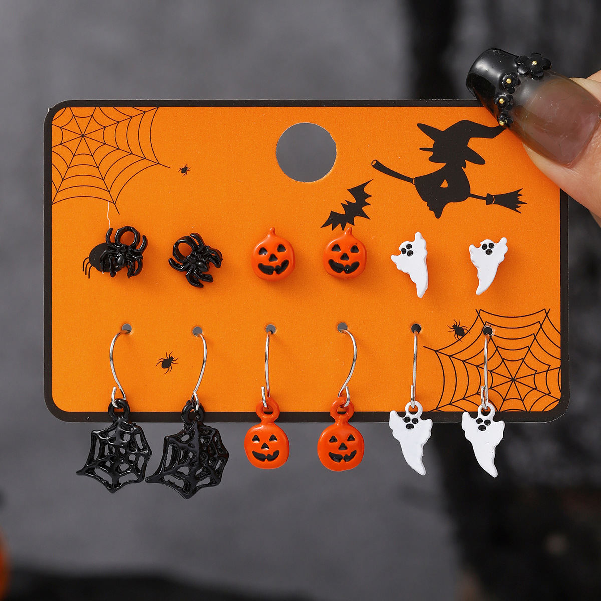 Carte de combinaison de boucles d'oreilles d'Halloween