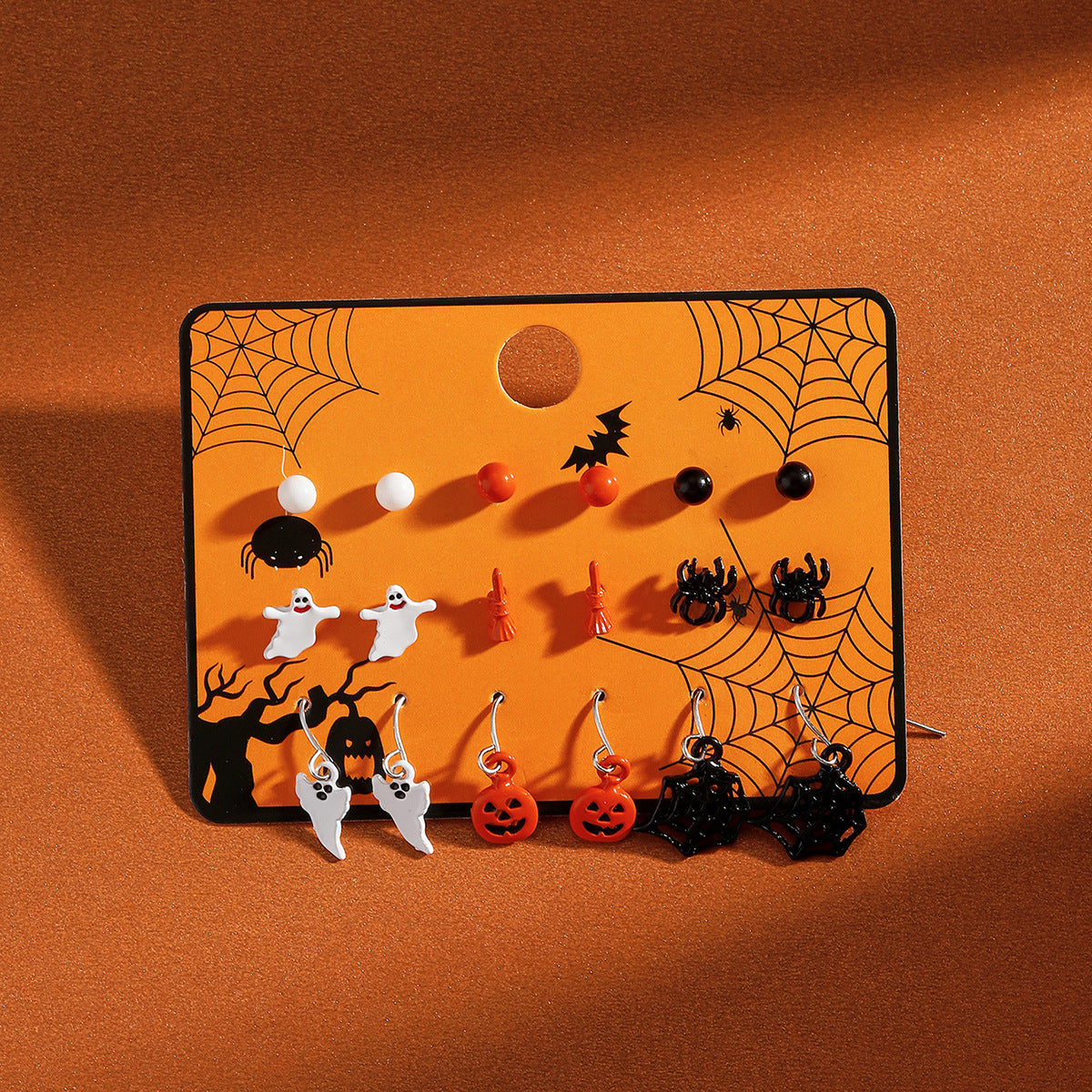 Carte de combinaison de boucles d'oreilles d'Halloween