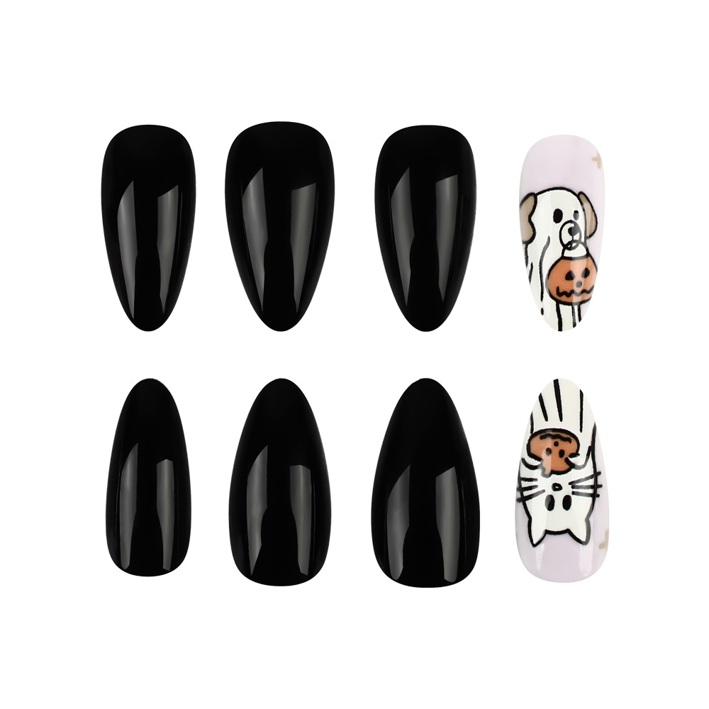 ONGLES À COLLER EN TOILE D'ARAIGNE DE COULEUR CONTRASTÉE NOIRE ET BLANCHE POUR HALLOWEEN