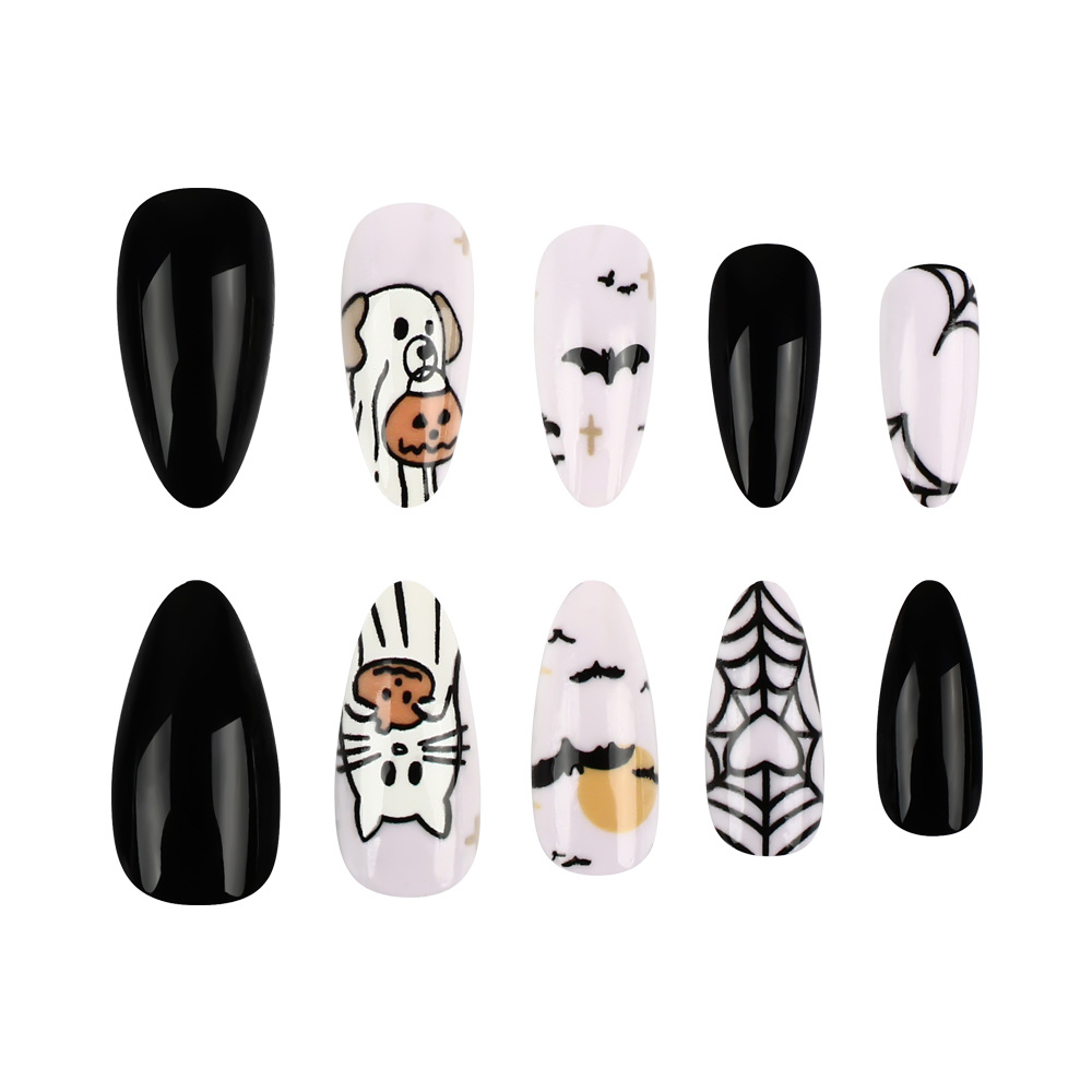 ONGLES À COLLER EN TOILE D'ARAIGNE DE COULEUR CONTRASTÉE NOIRE ET BLANCHE POUR HALLOWEEN