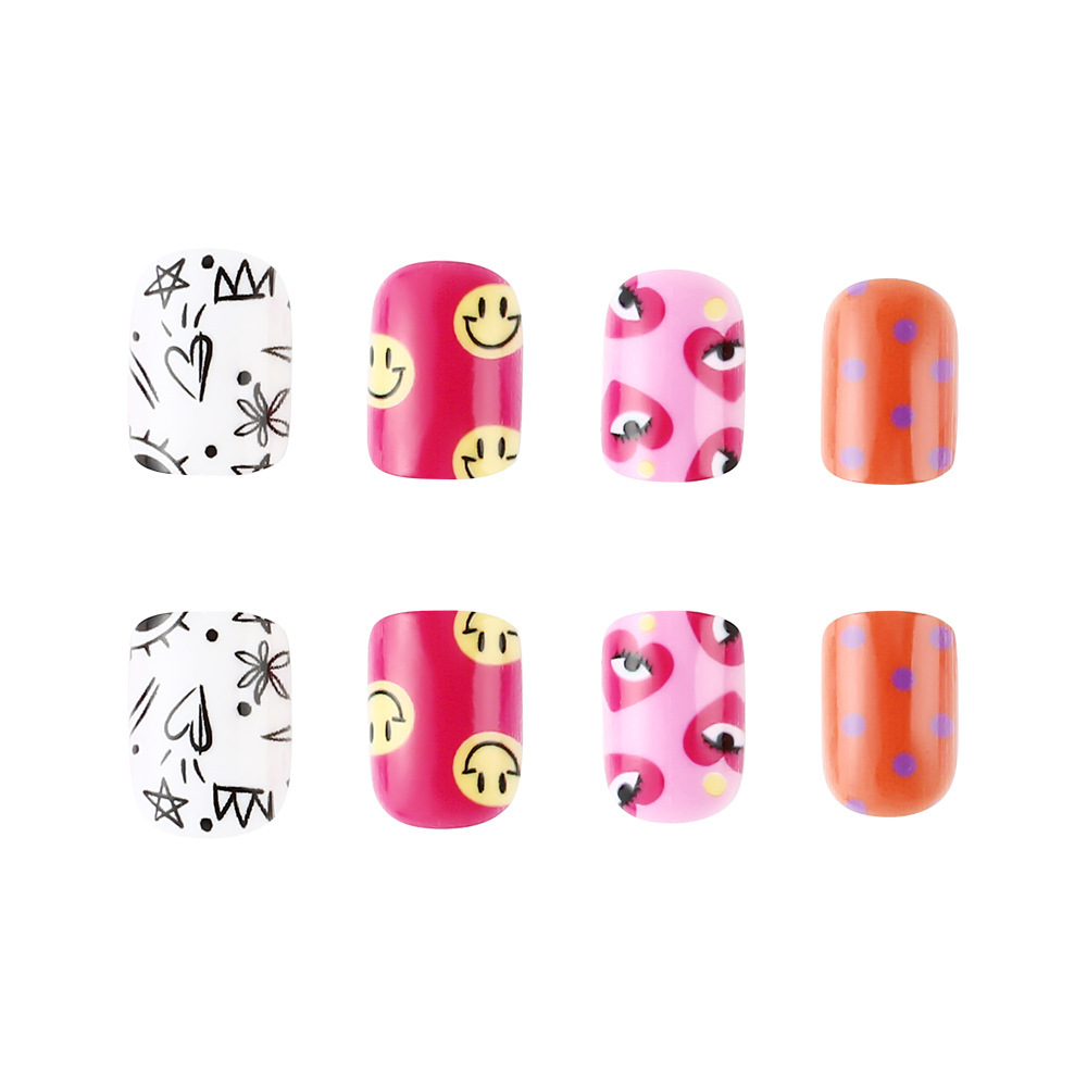 Short Smiling Face Love Press-on Nails