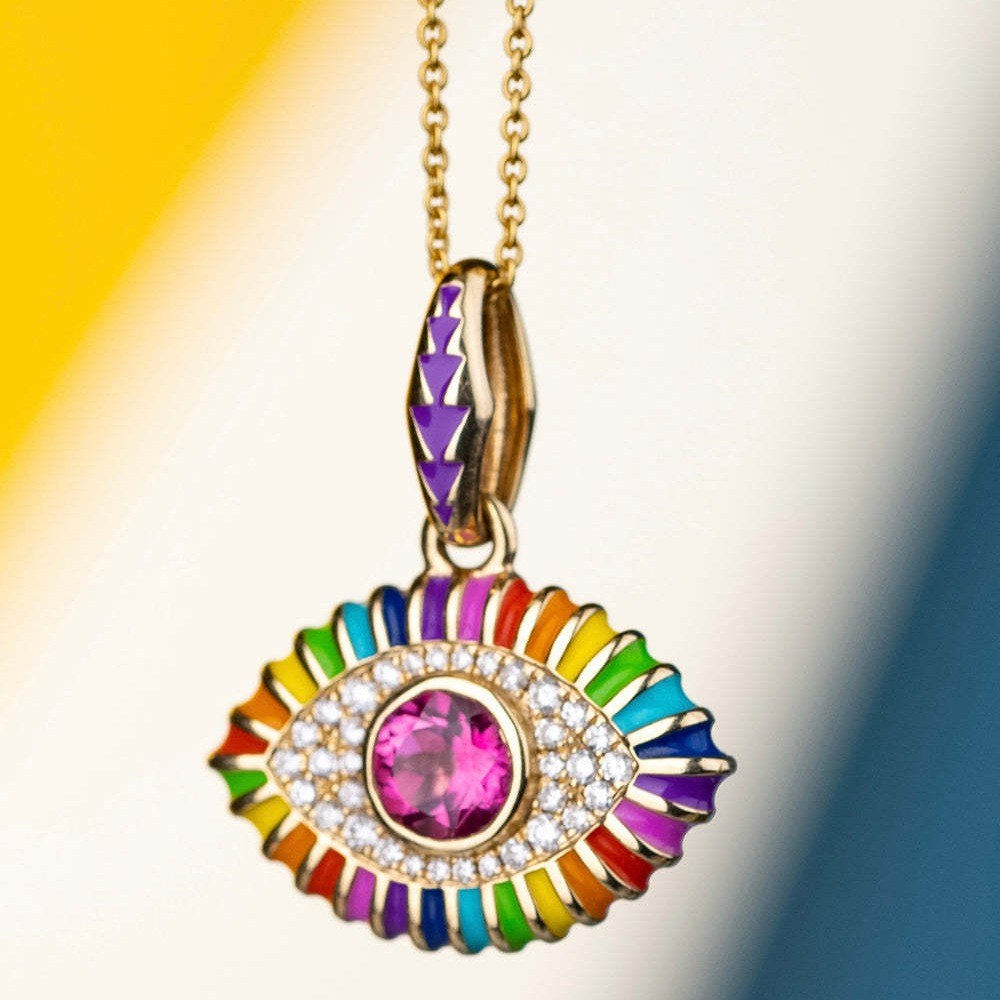 Collier avec pendentif en œil de diable coloré